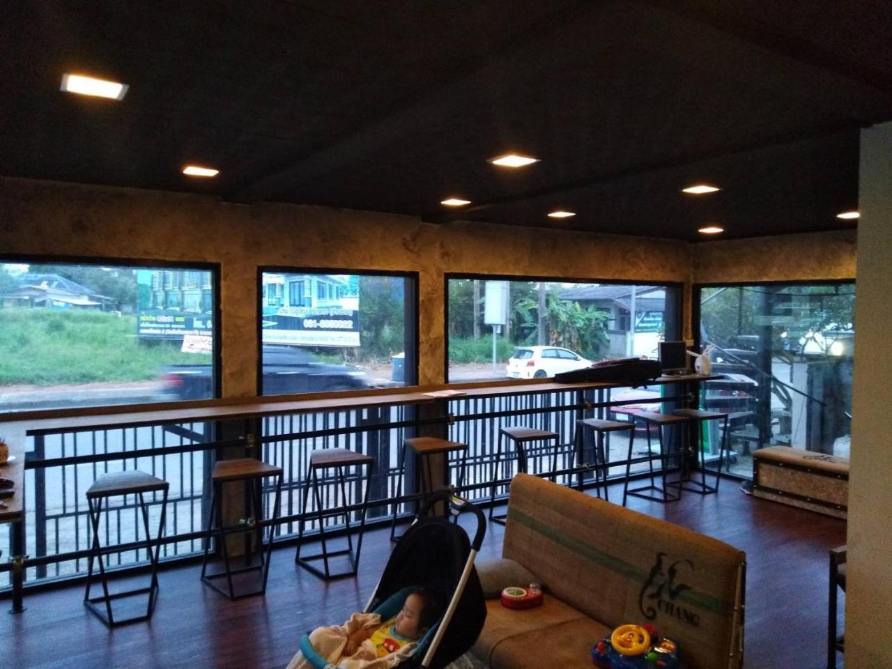 Chang Bed And Bar Hostel (Adults Only) Сураттхани Экстерьер фото